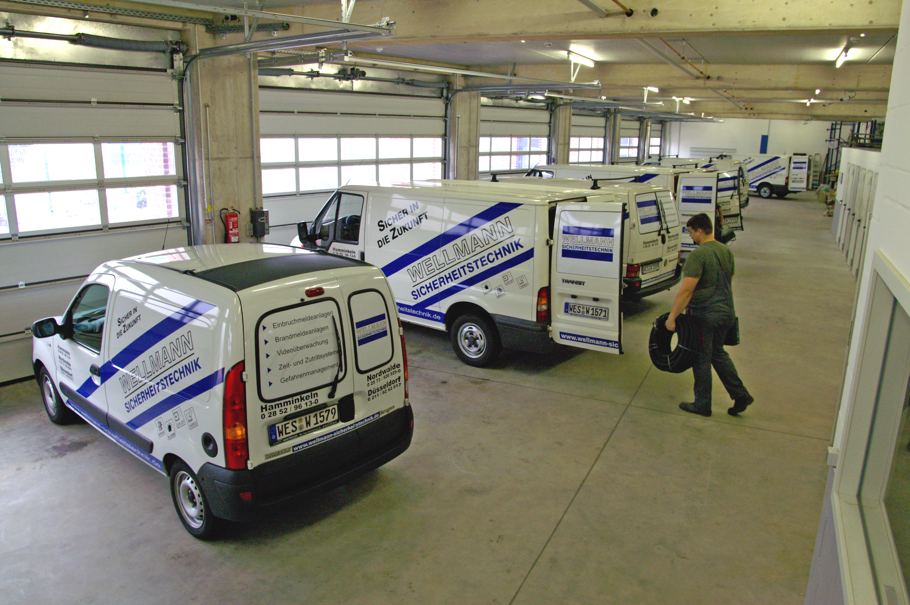 Bild aus der Garagenhalle von Wellmann Sicherheitstechnik Standort Kreis Wesel Hamminkeln